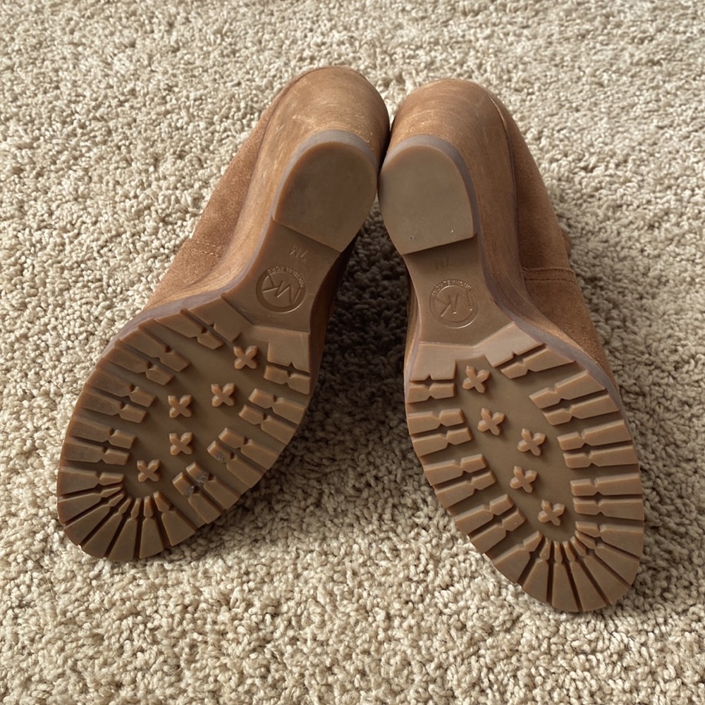 Michael kors suede brown wedge booties size 7 - Picture 3 of 3